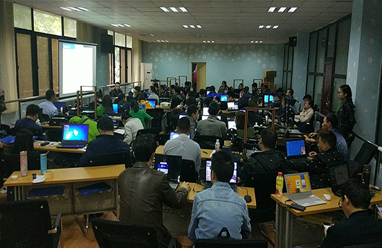 3D打印創(chuàng)客教育活動(dòng)現(xiàn)場